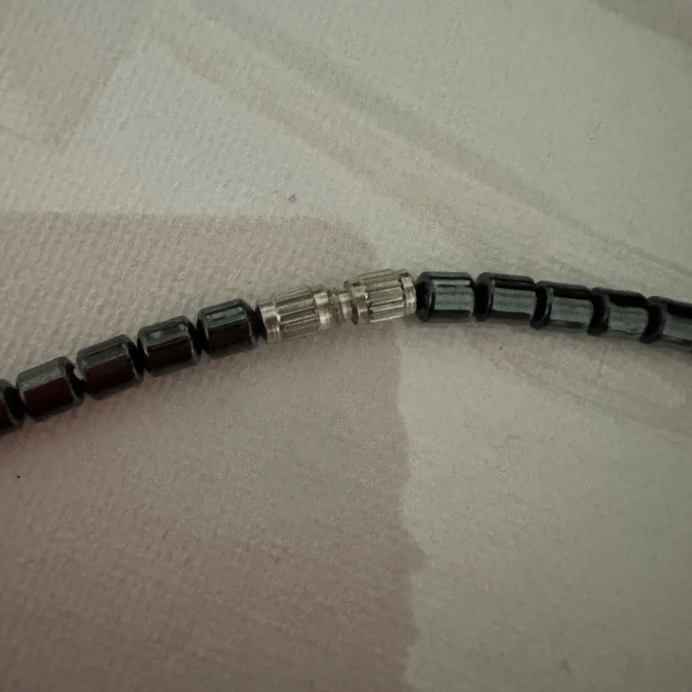 Hematite Necklace 18" Long with Turquoise Beads. 🚨Excellent condition🚨 - Picture 3 of 4